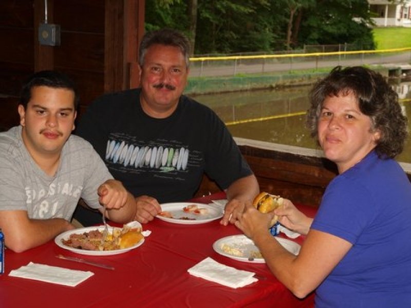Picnic 2012 photo 2