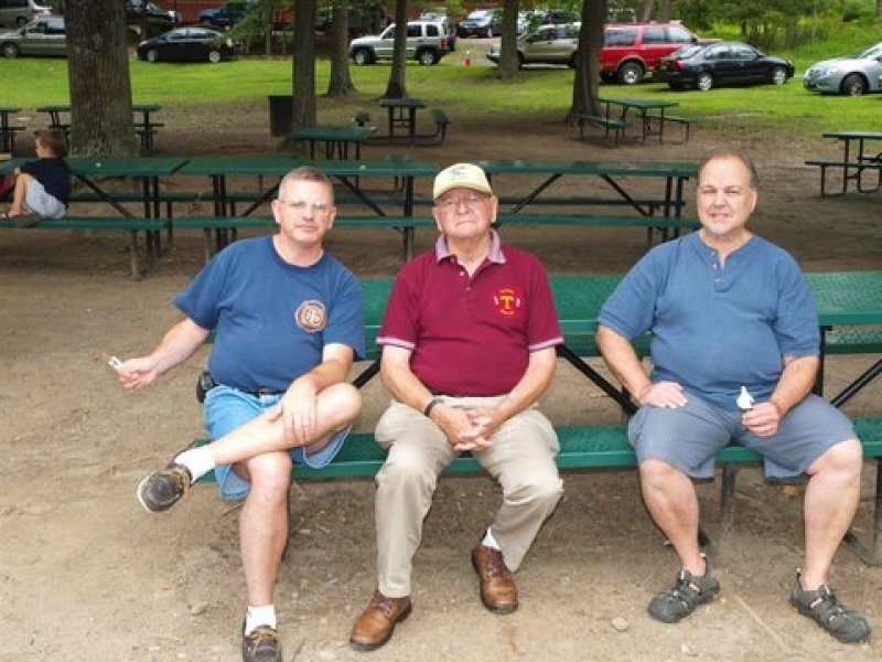 Picnic 2012 photo 5