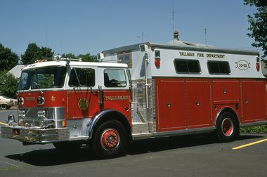 1982 Hahn/Saulsbury Heavy Rescue