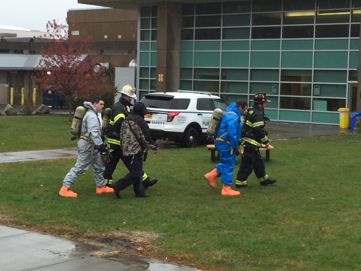 Tallman FD Responds To RCC for 2 unconscious students overcome by odor