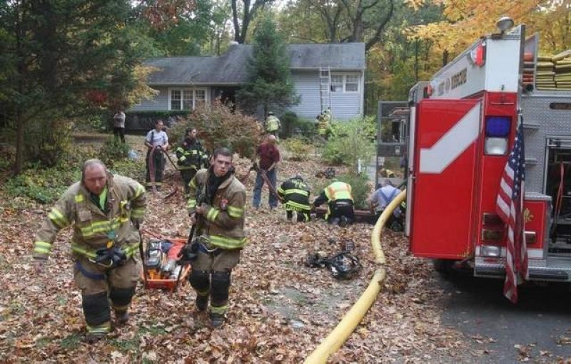 Tallman Firefighters Extinguish Structure Fire on Highview Road
