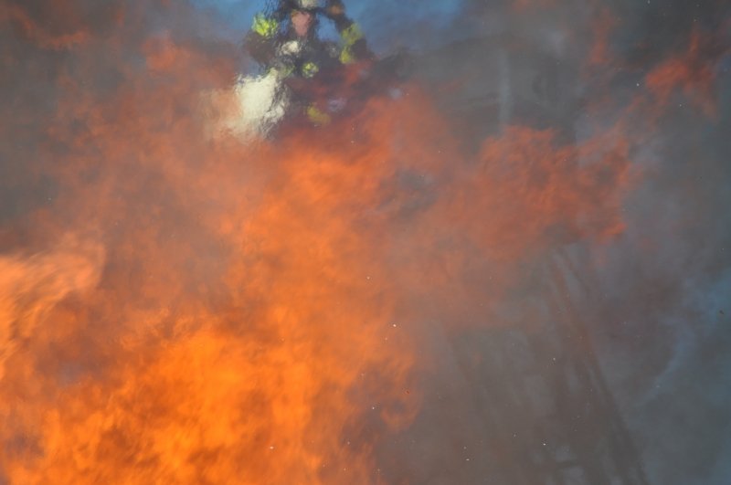Tallman Responds to First Structure Fire of 2014